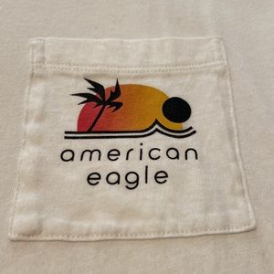 American eagle 100% cotton T-shirt short sleeved with logo pocket on front